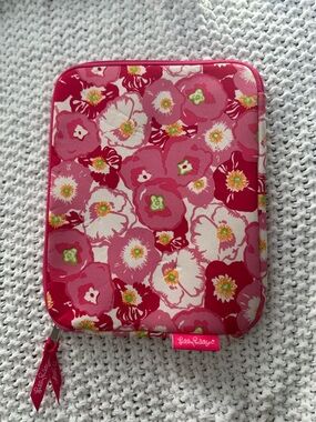 Lilly Pulitzer Pink Multi Floral Tablet Sleeve